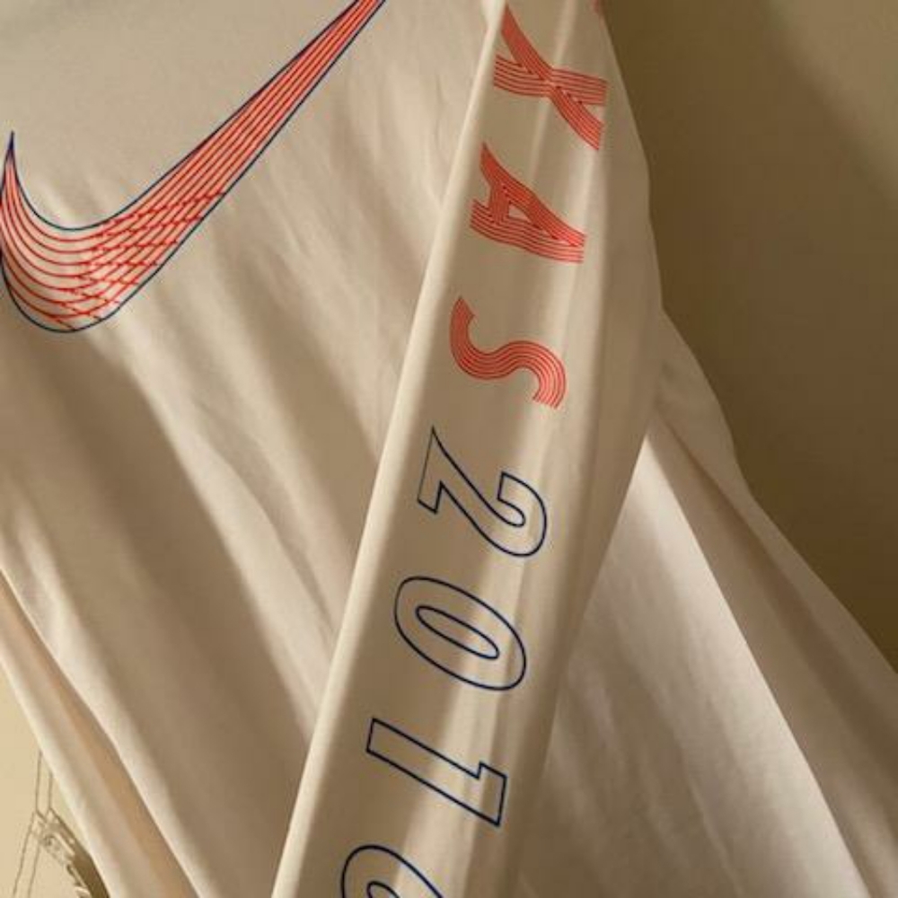 Running sweater - Picture 2 of 6